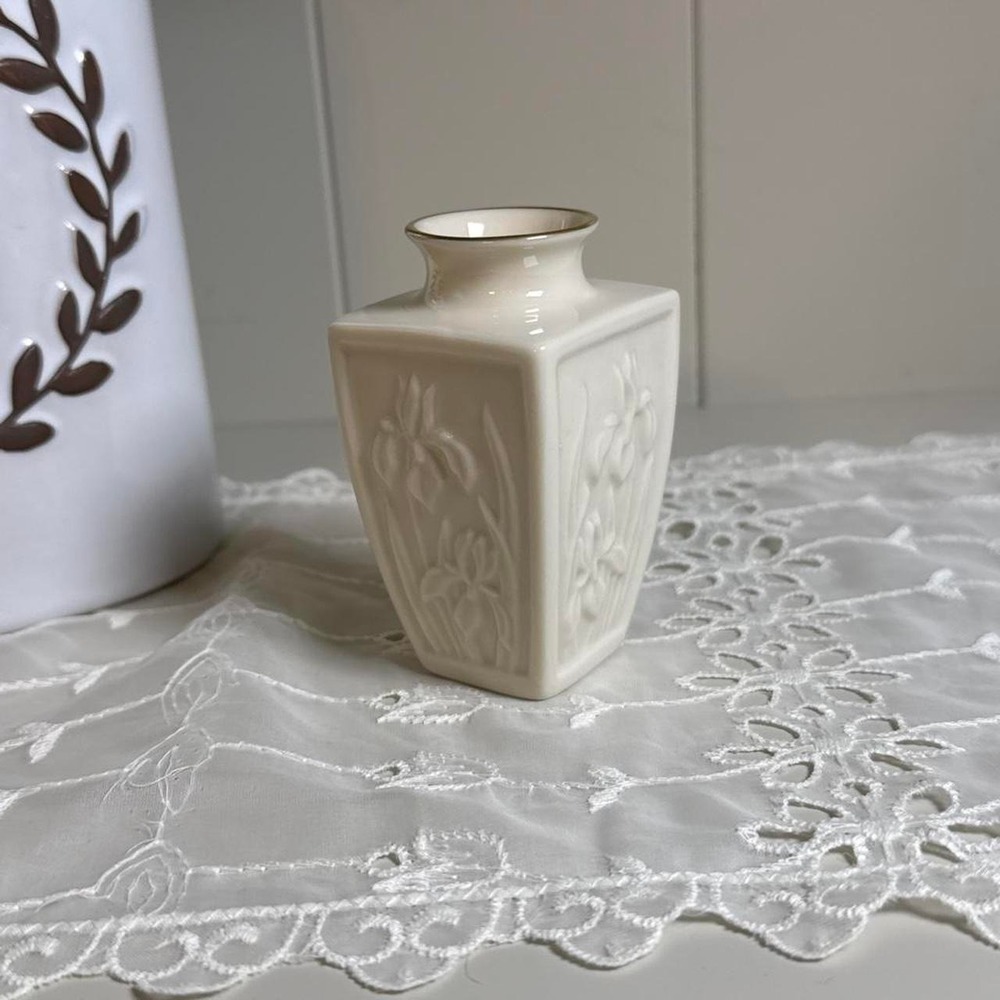 Vintage Lenox Iris Mini Bud Vase 24K Gold Trim